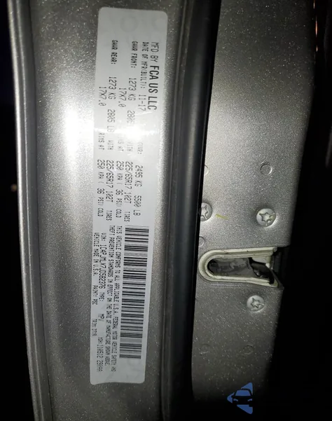 2018 Jeep Cherokee Latitude Plus из США, поврежденный, VIN 1C4PJMLX7JD582376